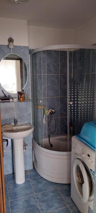 Fely Room Petrozsény Kültér fotó